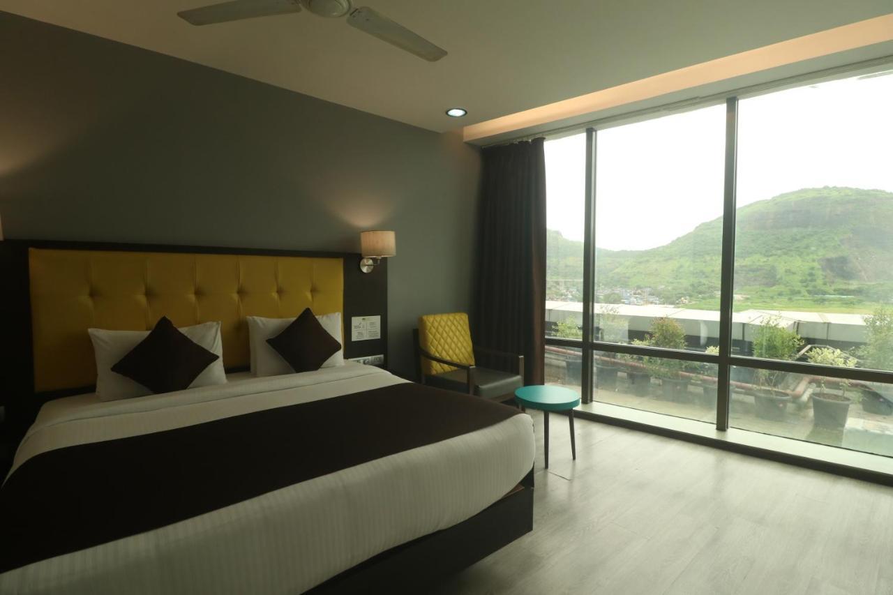 Hotel Mumbai House Airoli, Navi Mumbai Dış mekan fotoğraf