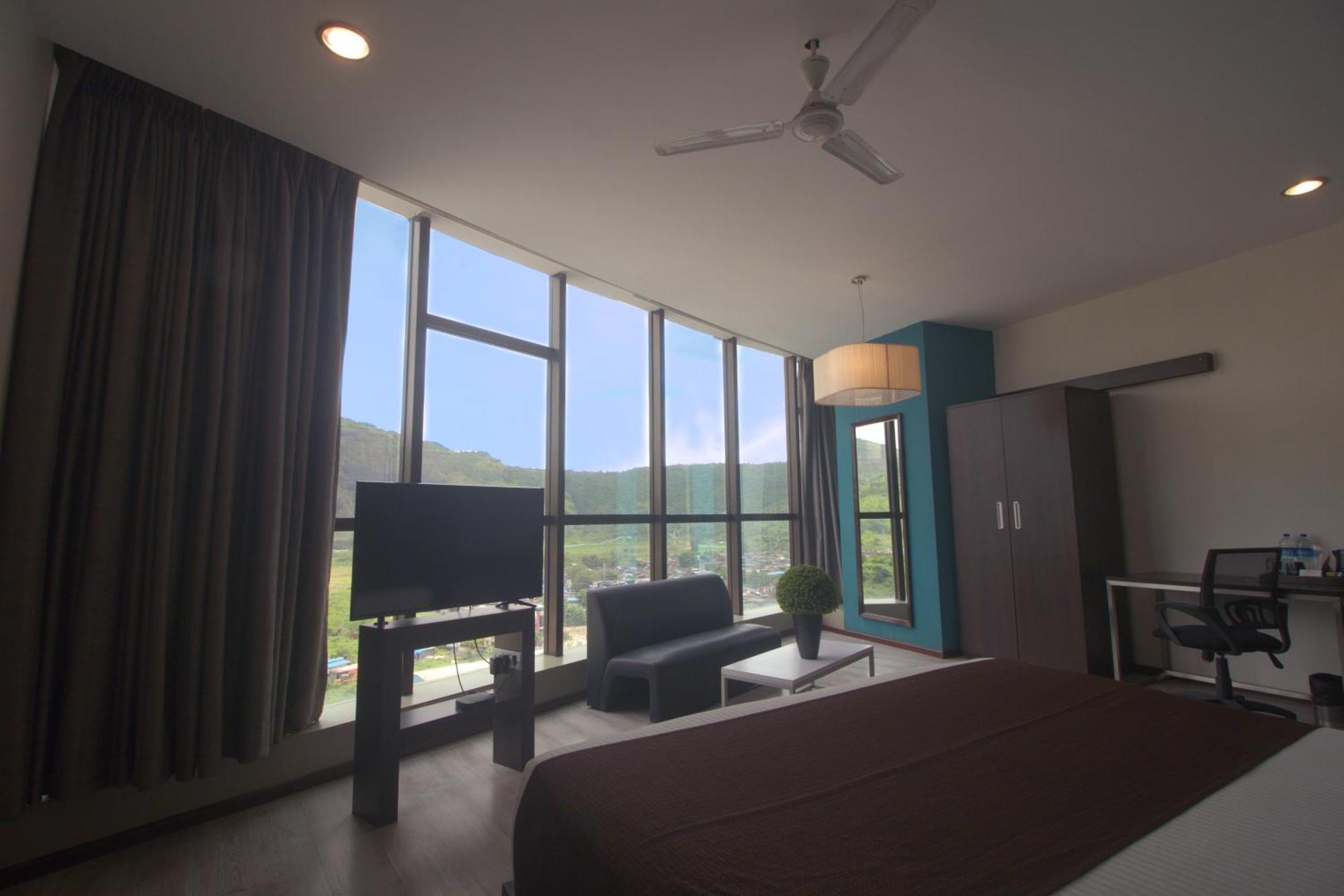 Hotel Mumbai House Airoli, Navi Mumbai Dış mekan fotoğraf