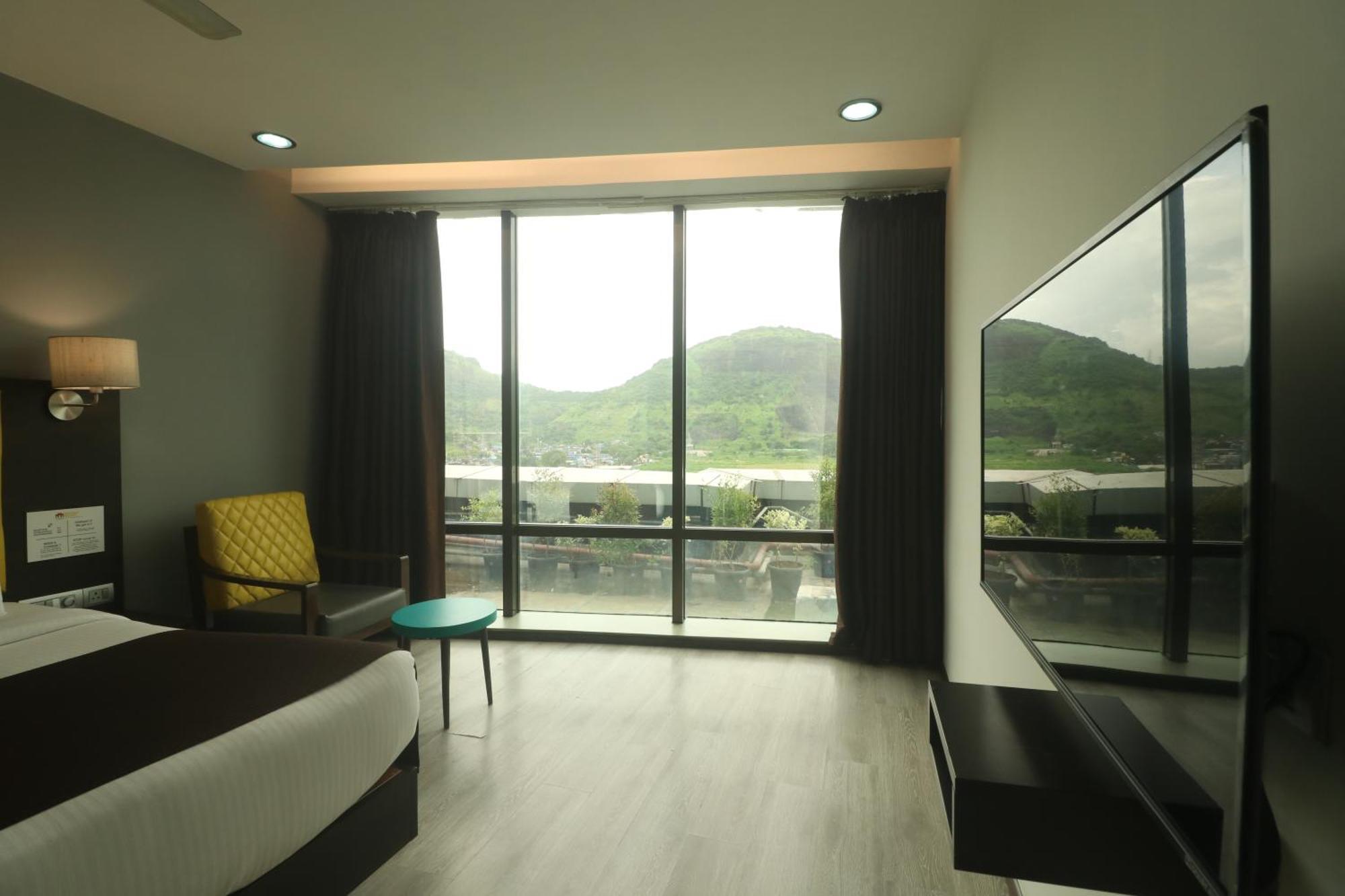 Hotel Mumbai House Airoli, Navi Mumbai Dış mekan fotoğraf